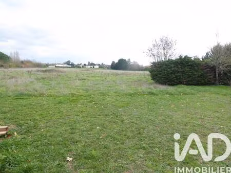 terrain constructible viabilisé à vendre
