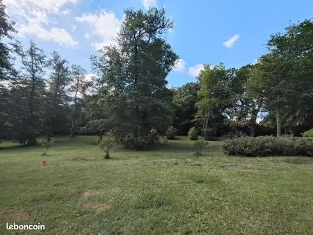 terrain 2 380 m² sadirac