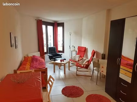 studio de 30 m² avec accès direct à un parc privé – annemasse