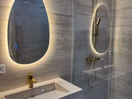 appartement meublé haut de gamme – 55 m² avec balcon – emplacement idéal
