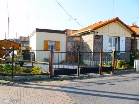 ? maison plain-pied de 2 chambres avec 200 m² de jardin à quievrechain