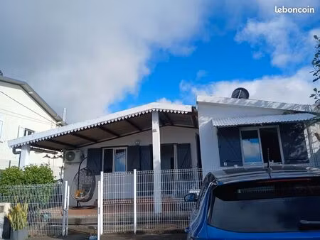 maison meublée à louer  80 m2  bagatelle   ste suzanne