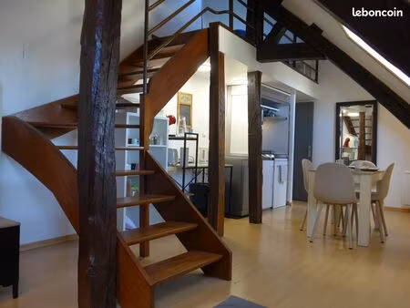bourges centre ville studio mezzanine 33m2 meublé