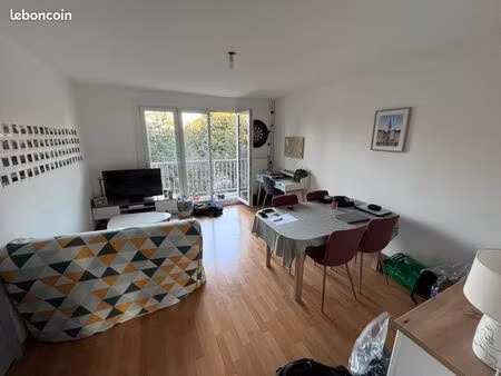 appartement 47m² lille saint maurice 860 par mois (charges incluses)