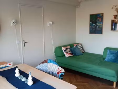location t2 à l'année