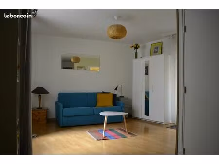 studio coquet avec terrasse à deux pas des buttes chaumont