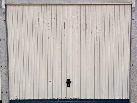 location garage / box melun