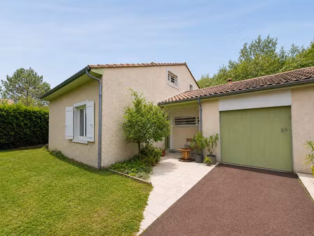 maison à vendre à étauliers (33820) - gironde