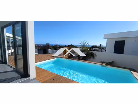 st pierre villa 159 m² + piscine+ 120 m² garage