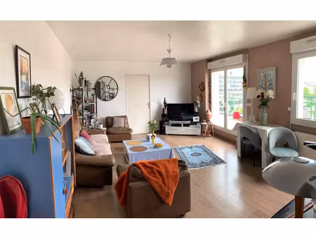 location appartement  m² t-2 à compiègne  758 €