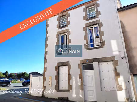 vente immeuble aux herbiers (85500) : à vendre / 79m² les herbiers