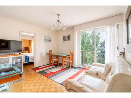appartement de 3 pièces de 52 m² à paris