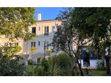 location appartement  25.85 m² t-2 à vincennes  1 187 €
