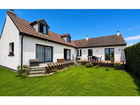 maison crespin 181 m² t-6 à vendre  337 600 €