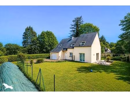 vente maison à lampaul-guimiliau (29400) : à vendre / 136m² lampaul-guimiliau