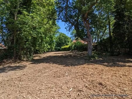 terrain - 1500m ²