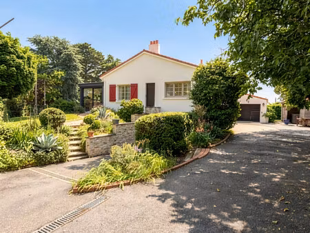 vente maison chavagnes en paillers  127m² 8 pièces 277 000€ avec garage