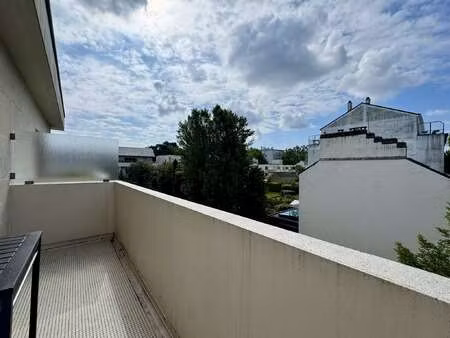 location appartement 2 pièces à nantes (44000) : à louer 2 pièces / 56m² nantes