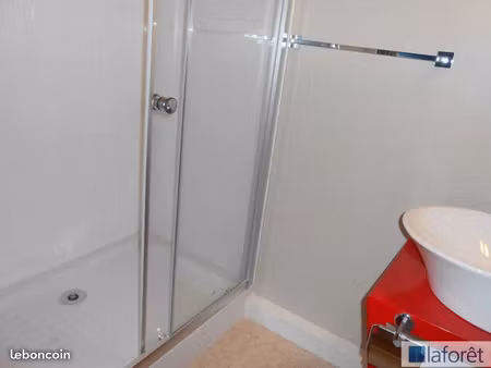 location meublée appartement 1 pièce 19 m² à tarbes (65000)  385 €