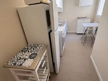 location meublée appartement 2 pièces 52 m² à nevers (58000)  510 €