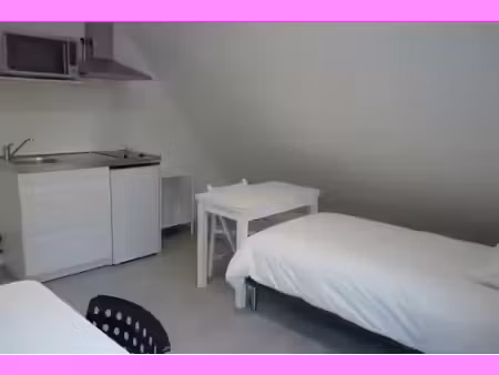 location meublée appartement 1 pièce 16 m² à orsay (91400)  600 €