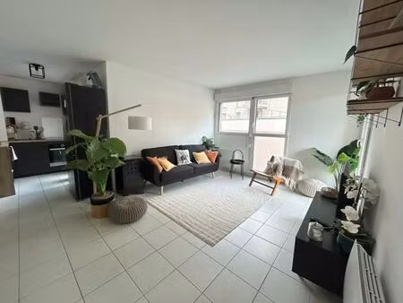 appartement t2 meublé  garage et balcon amiens