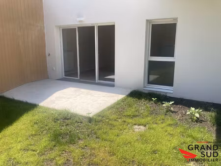 t2 neuf avec jardin et parking carignan