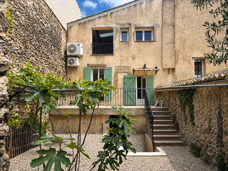 t3 avec jardin privatif et terrasse ? lambesc