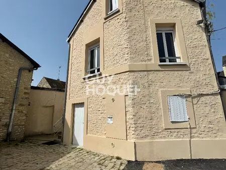 maison de ville - a louer malesherbes