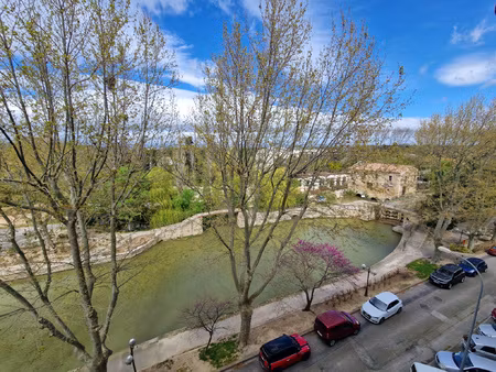 appartement t3 lumineux avec loggia et place de parking