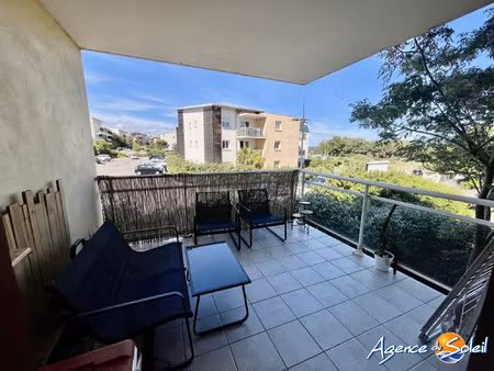 joli t3 avec terrasse et pk