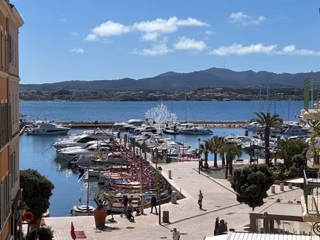 sanary sur mer - appartement d'exception sur le port
