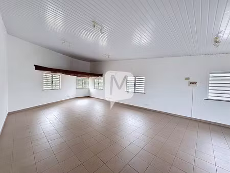 dpt (guyane)   à louer cayenne bureau de 63 m² au 1 er étage
