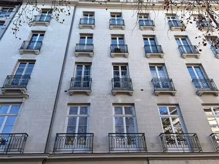 location bureaux 85 m²