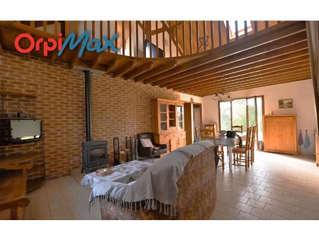 maison arry 68 m² t-3 à vendre  192 600 €