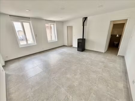 maison - 77 m2 - 4 pièces - non meublé