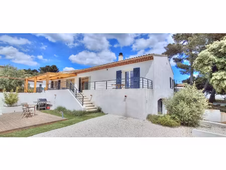 vente maison 6 pièces 190 m² garéoult (83136)