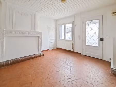 maison de ville-t3-duplex-remise-terrasse et parking