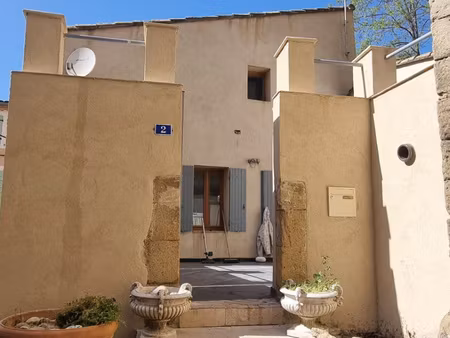 maison de village - centre ville de lambesc