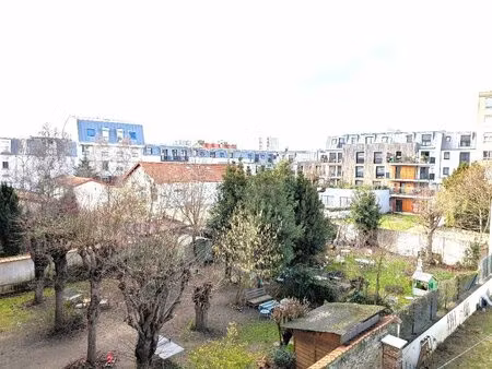 f2 de 43 50 m² proche rer et centre ville