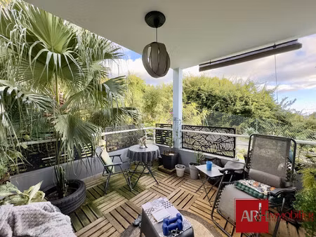 appartement t3 à vendre à la possession avec deux varangues