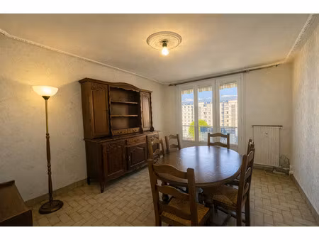 le pont de claix residence saint andre 4 pieces + cuisine av