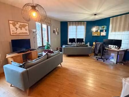 charmant appartement meublé à mons