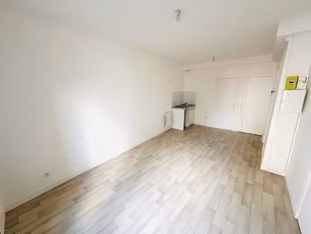 location appartement 1 pièce 25.21 m² à rosny-sous-bois (93110)  760 €