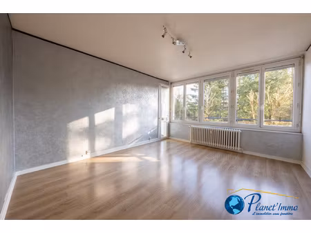 saint-priest-en-jarez : appartement de 91m2 avec garage et b