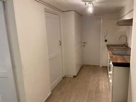 full rénové et meublé  proche métro/ulb/eu