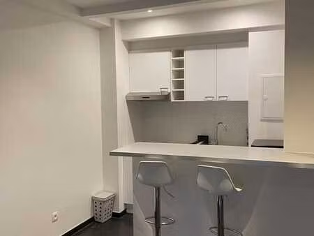 charmant studio meublé – etterbeek