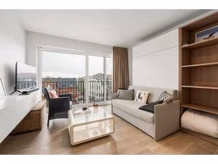 studio entierement renove au centre de koksijde