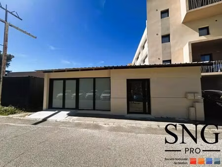 location commerce aix en provence 13290 58m²