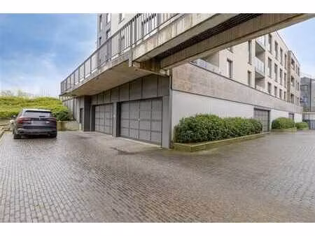 double box de garage très spacieux